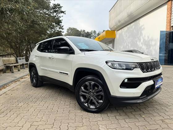 JEEP COMPASS 1.3 T270 TURBO FLEX LONGITUDE AT6